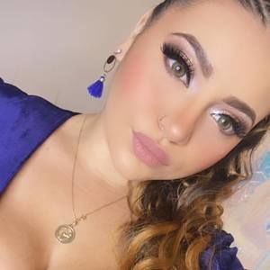 Meet your Posher, Amélia